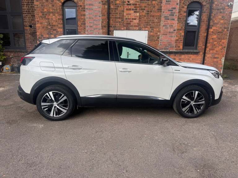 SPANISH SPAIN LHD AUTOMATIC - 2020 PEUGEOT 3008 GT LINE - LEFT HAND DRIVE