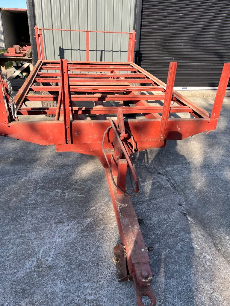 Tractor Tipping Trailor