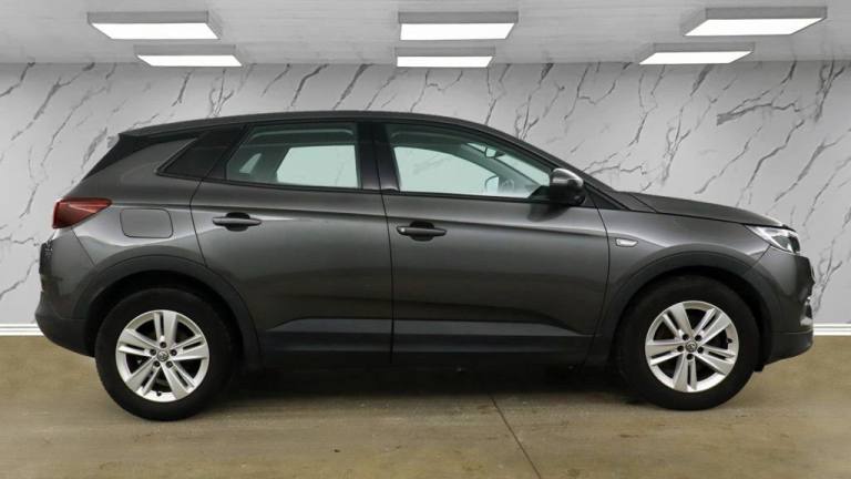 2019 Vauxhall Grandland X 1.2 Turbo GPF SE SUV 5dr Petrol Manual Euro 6 (s/s) (130 ps) HATCHBACK ...