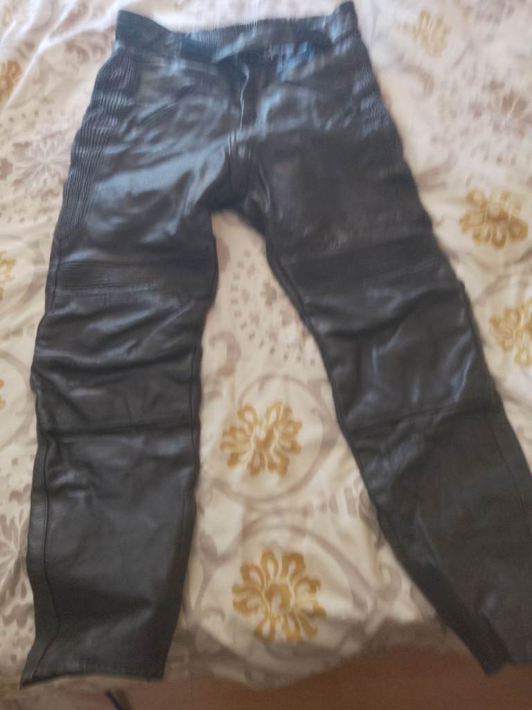 sportex leather trousers