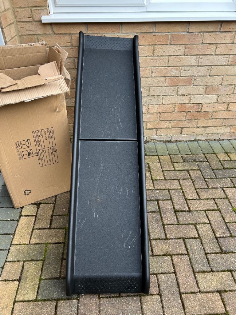 Plastic Folding Dog Ramp