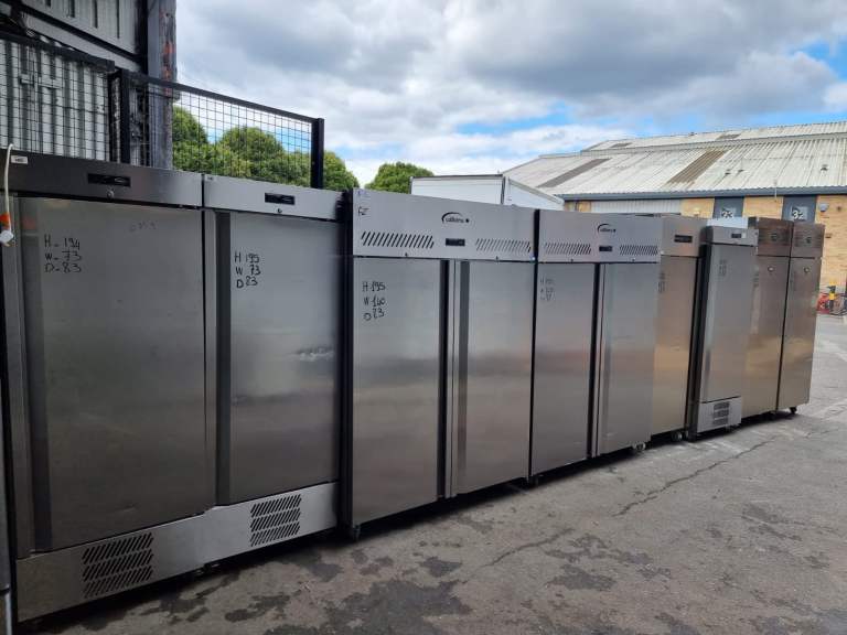 Commercial single door fridge foster Williams cafe shop restaurant takeaway 