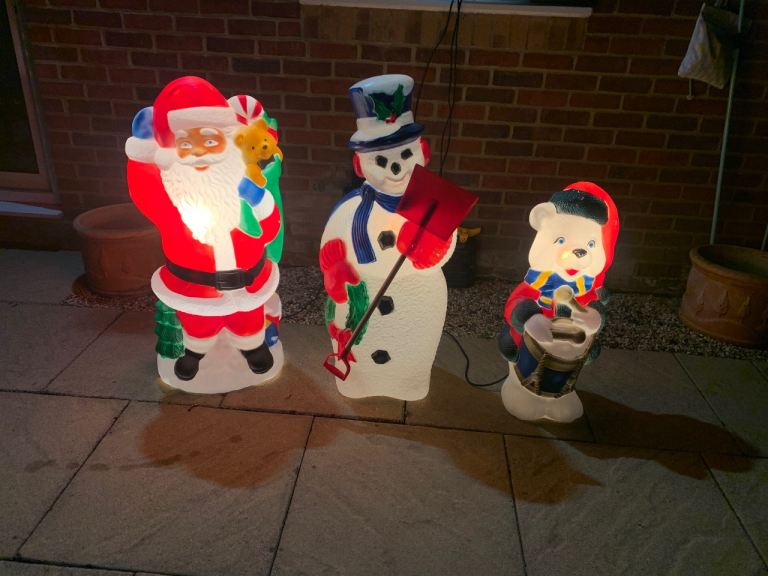  Retro Festive Christmas figures 