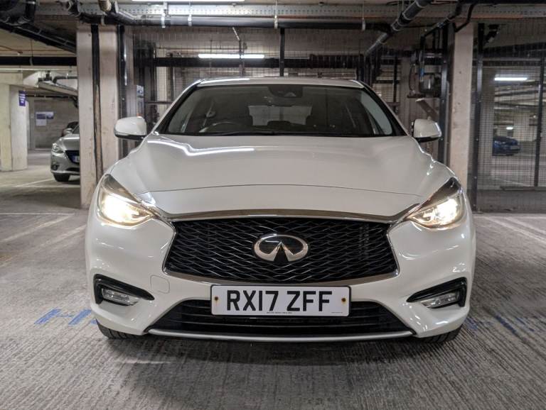 Infiniti, Q30, Hatchback, 2017, Manual, 1461 (cc), 5 doors