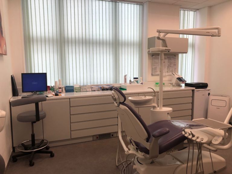 Single room available with access to CT scan /OPG