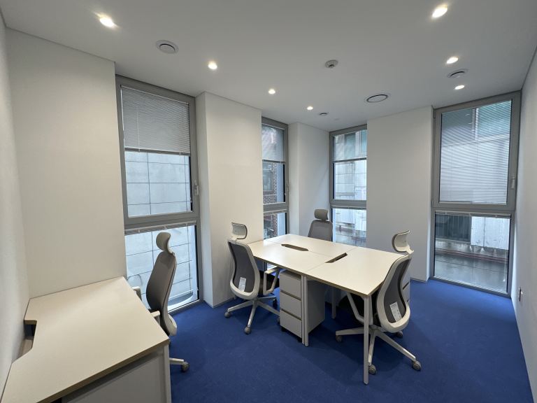 London - SW152DZ \ Large Private Office for Rent - Flexible and Ready to Use