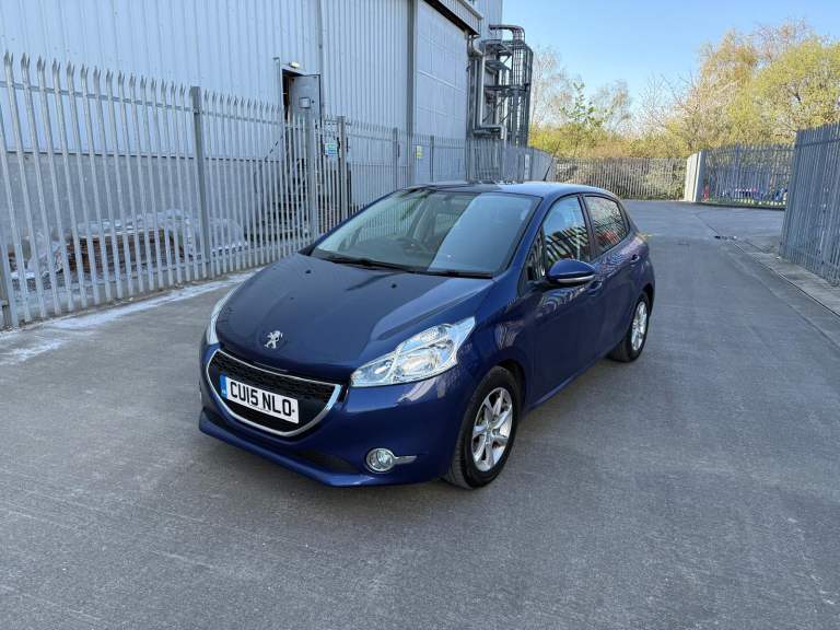 Peugeot, 208, Hatchback, 2015, Manual, 1199 (cc), 5 doors