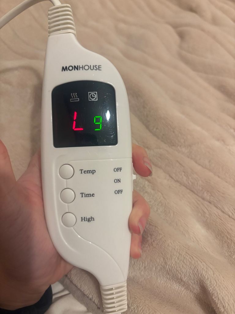 Beige double electric blanket