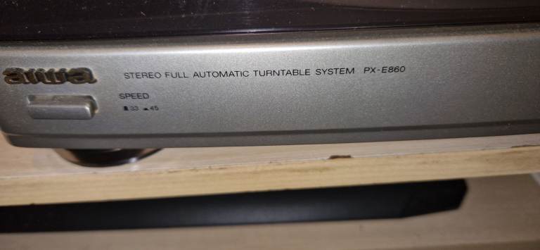 aiwa record turn table