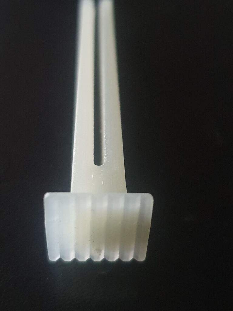 595 x Nylon nails - soft block drylining 50mm length