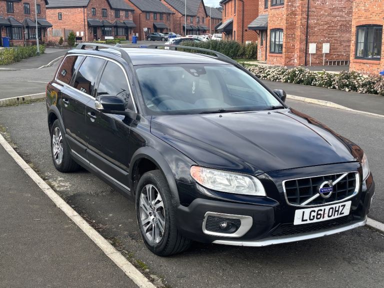 Volvo, XC70, Estate, 2011, Semi-Auto, 1984 (cc), 5 doors