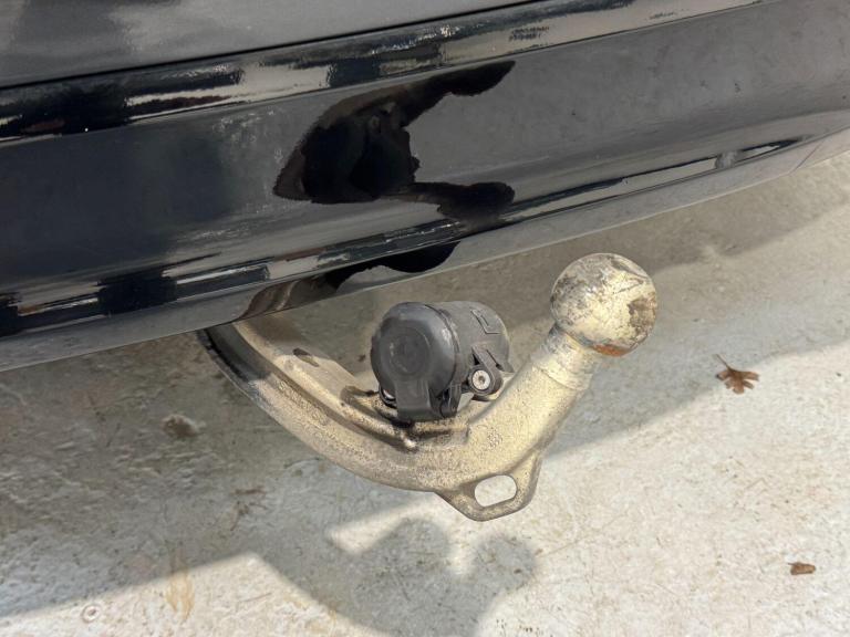  BMW 5 Series 3.0 530d M Sport Touring 5dr Diesel Auto xDrive Euro 6 (s/s) (265 ps) Diesel Automatic