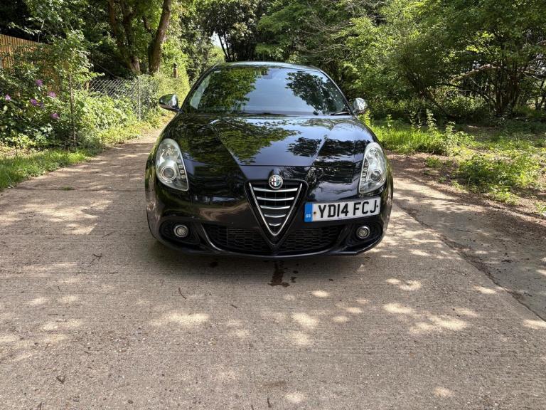 2014 Alfa Romeo Giulietta 2.0 JTDM-2 Distinctive 5dr HATCHBACK Diesel Manual
