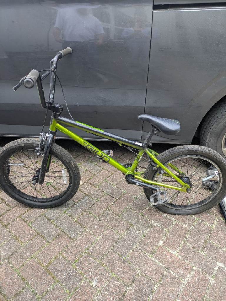 Mongoose bmx