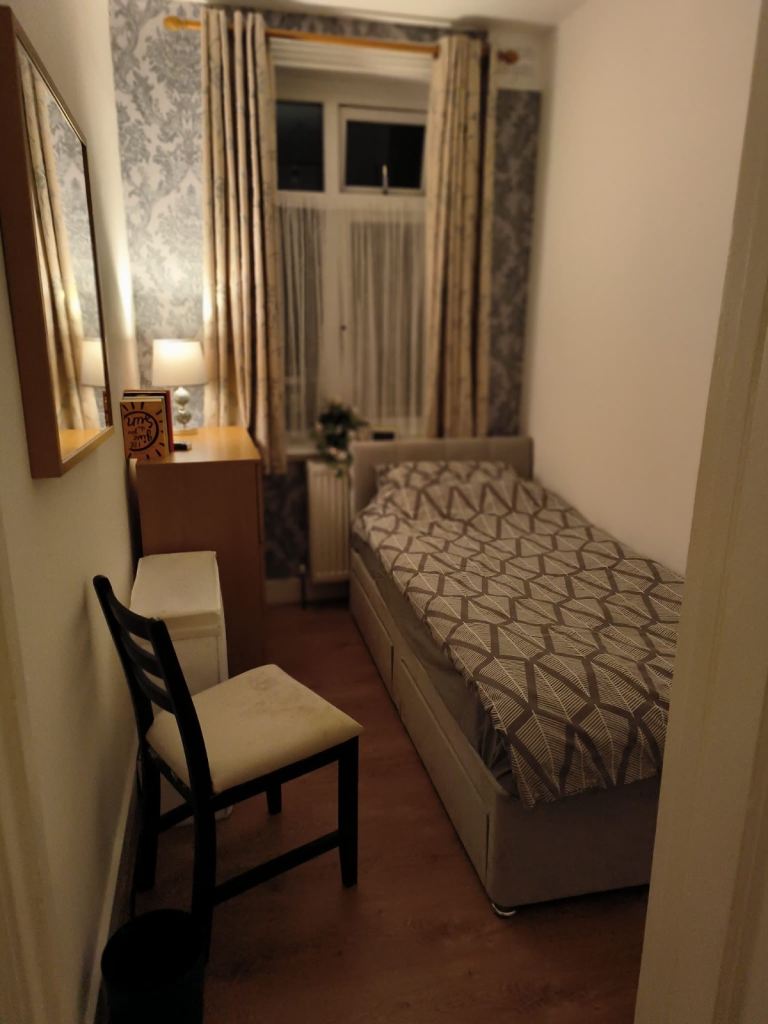 Cozy Single Room to Rent – Ideal for Professionals or Students