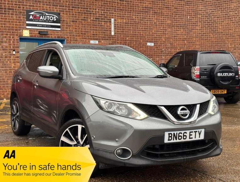 2016 Nissan Qashqai 1.5 dCi Tekna 2WD Euro 6 (s/s) 5dr HATCHBACK Diesel Manual