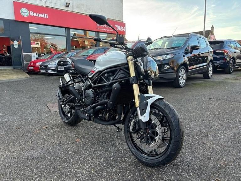 2015 Benelli 752S E5 Naked Petrol Manual