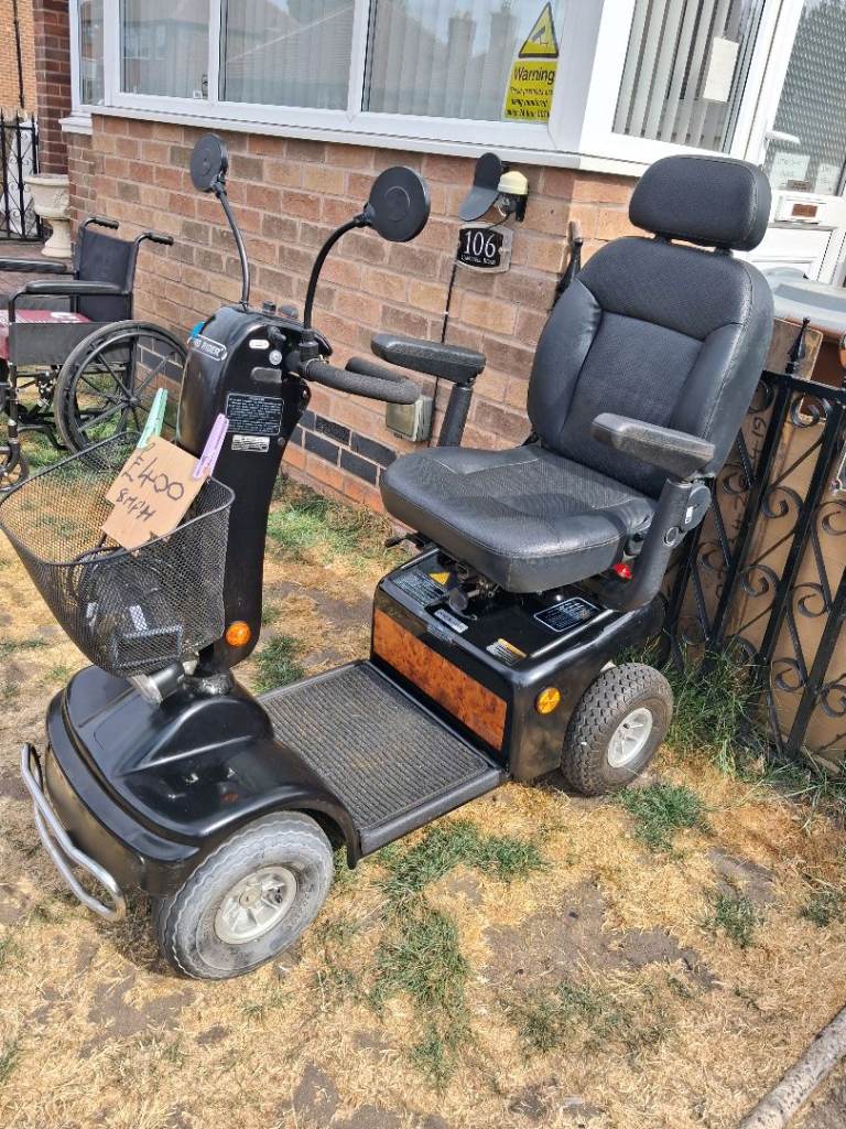 Road King Mobility Scooter – Black, Good Condition
