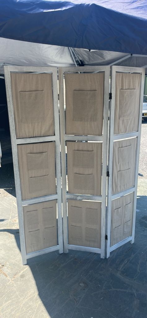 Screen room divider 