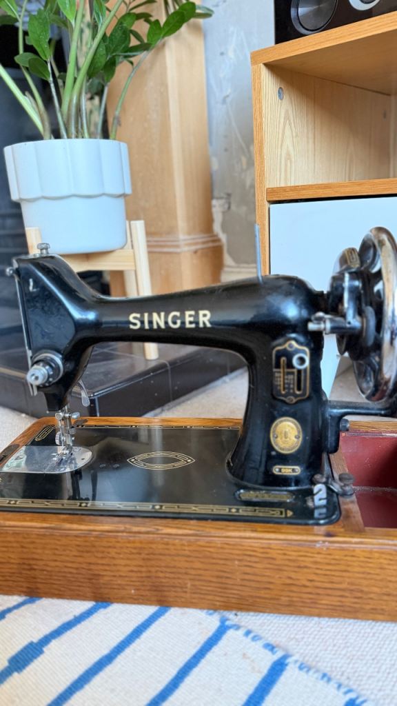 Vintage Singer 99K hand-crank Sewing Machine | in Gateshead, Tyne and ...