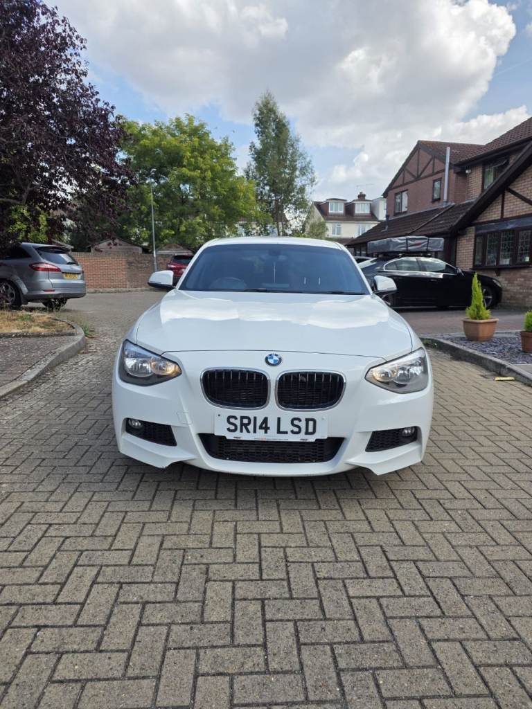 BMW, 1 SERIES, Hatchback, 2014, Manual, 1995 (cc), 5 doors