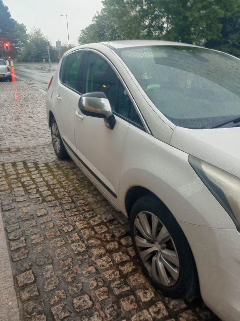 Peugeot, 3008, Hatchback, 2015, Manual, 1560 (cc), 5 doors
