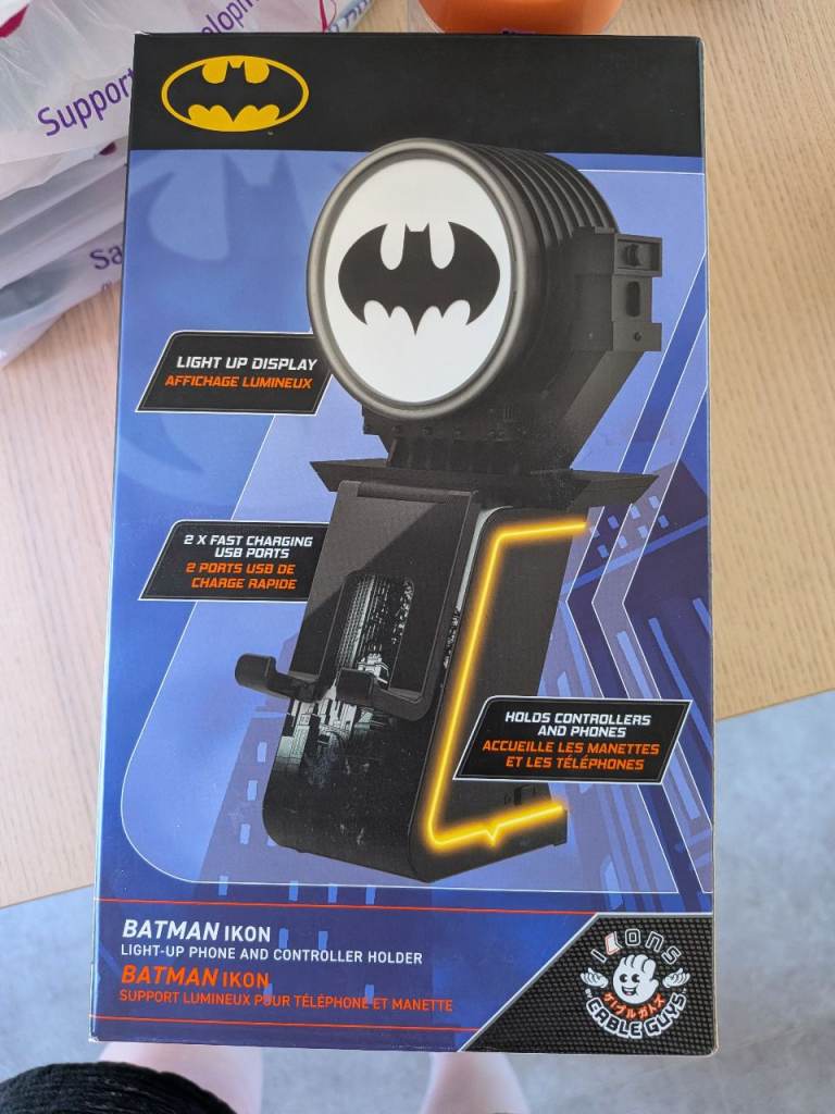 BATMAN IKON Light-Up Phone & Controller Holder – NEW