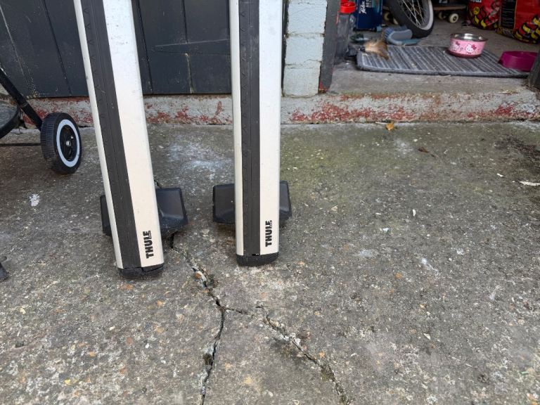 roof racks good condition Tule make