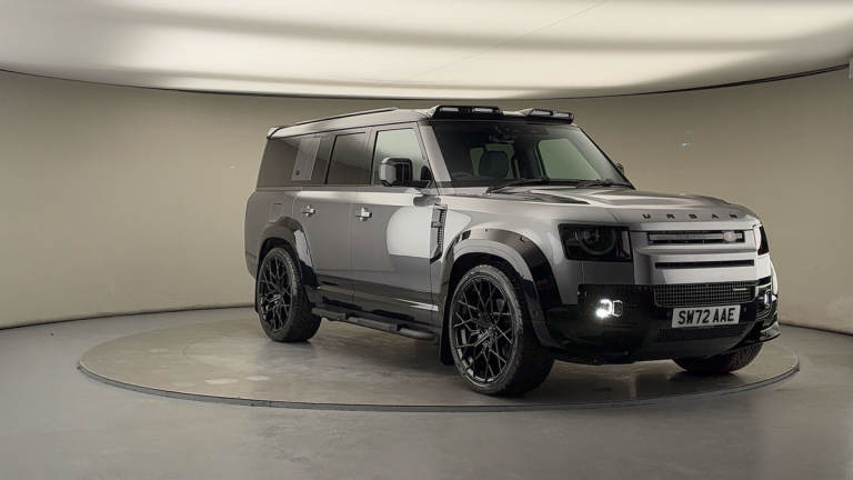 2022 Land Rover Defender 130 3.0 D300 MHEV X-Dynamic SE SUV 5dr Diesel Auto 4WD Euro 6 (s/s) (300...