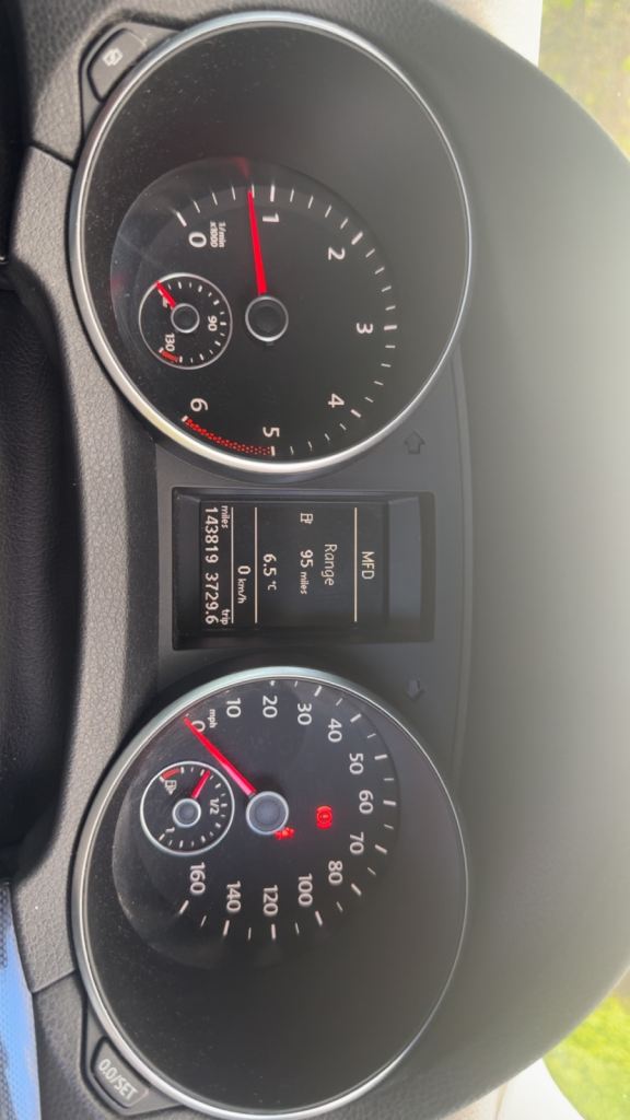 Volkswagen, GOLF, Hatchback, 2011, Manual, 1598 (cc), 5 doors