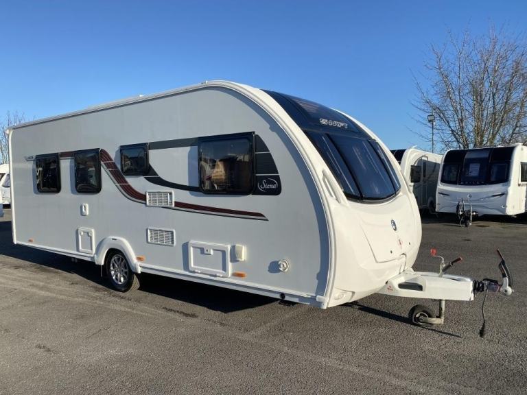 2017 SWIFT SIENA 4EB LUXURY TOURING CARAVAN - ISLAND BED!