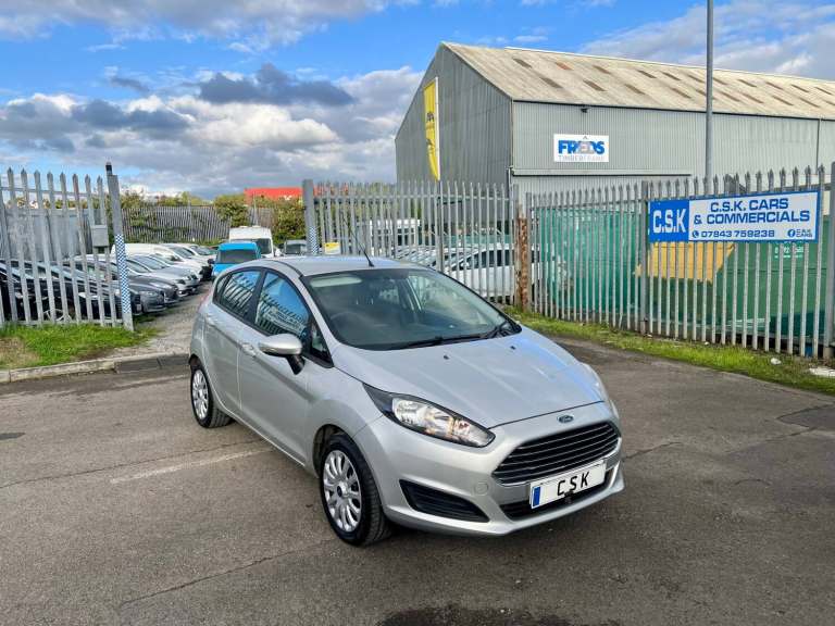 2013 Ford Fiesta 1.5 TDCi Style 5dr Ex Police HATCHBACK Diesel Manual