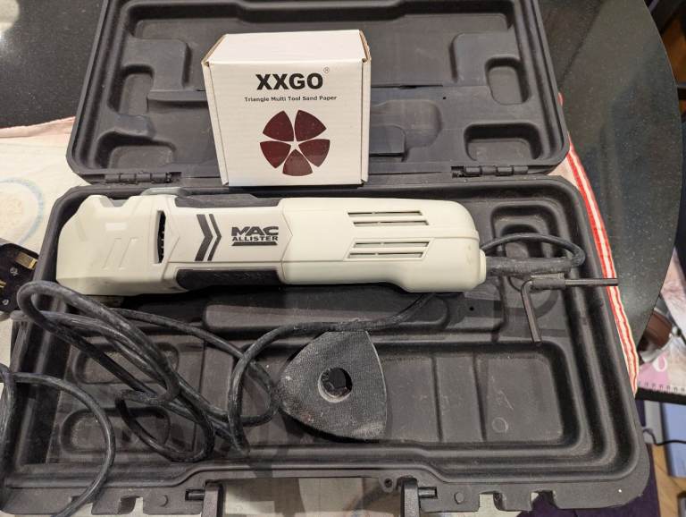 MAC Alister Corded Multi Tool MSMT300QC