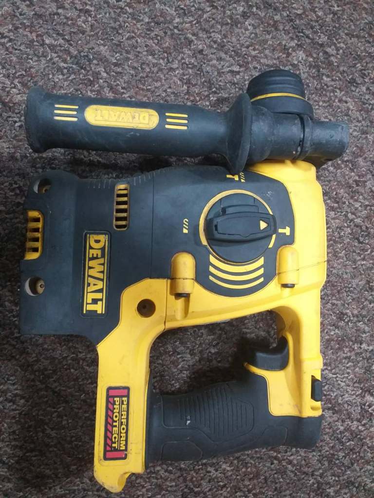 DeWalt  18V XR Cordless SDS Plus Hammer Drill