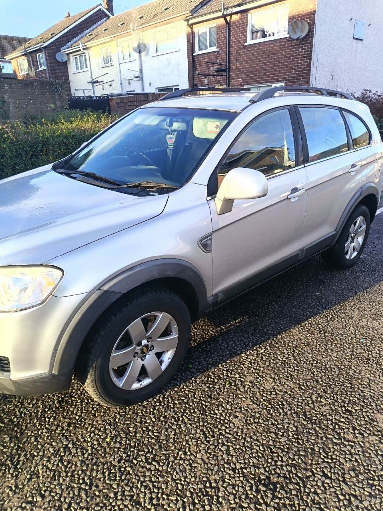 Chevrolet, CAPTIVA, Estate, 2010, Manual, 1991 (cc), 5 doors