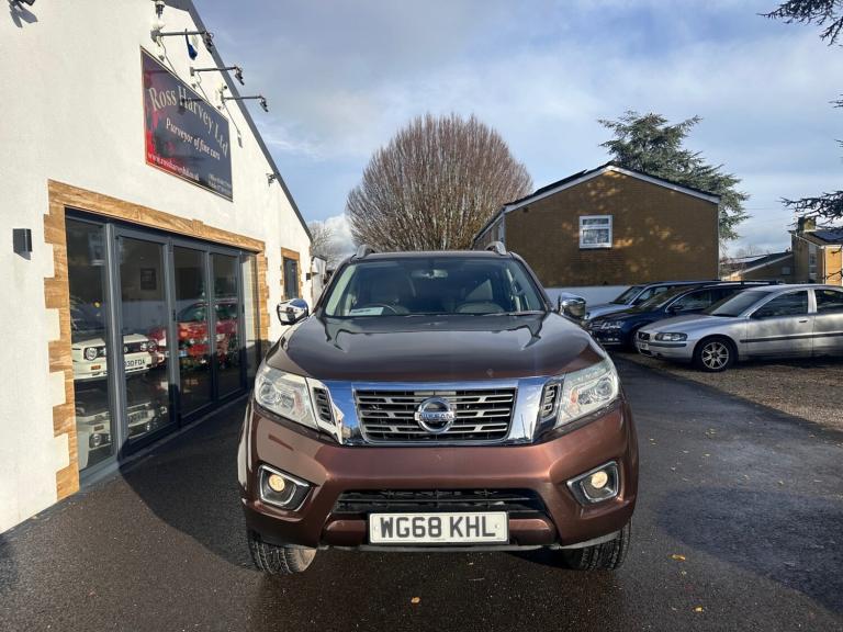 2018 Nissan Navara Double Cab Pick Up Tekna 2.3dCi 190 4WD PICK UP Diesel Manual