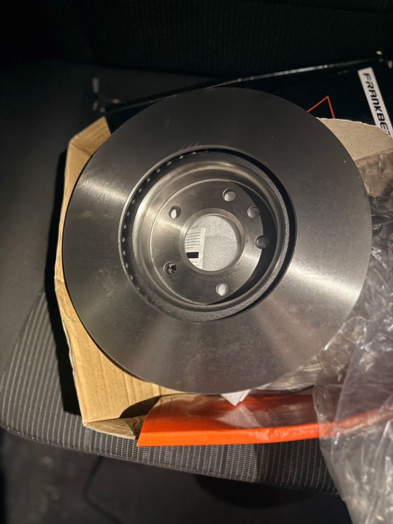 Front break disks and break pads 