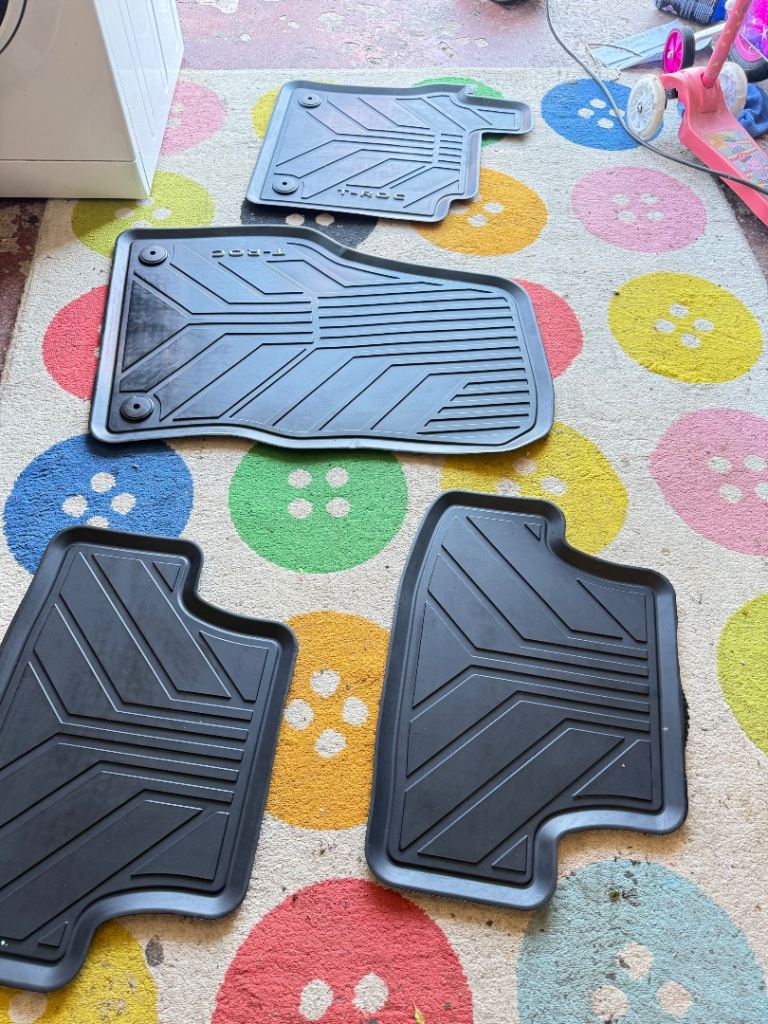 VW T-roc official car mats