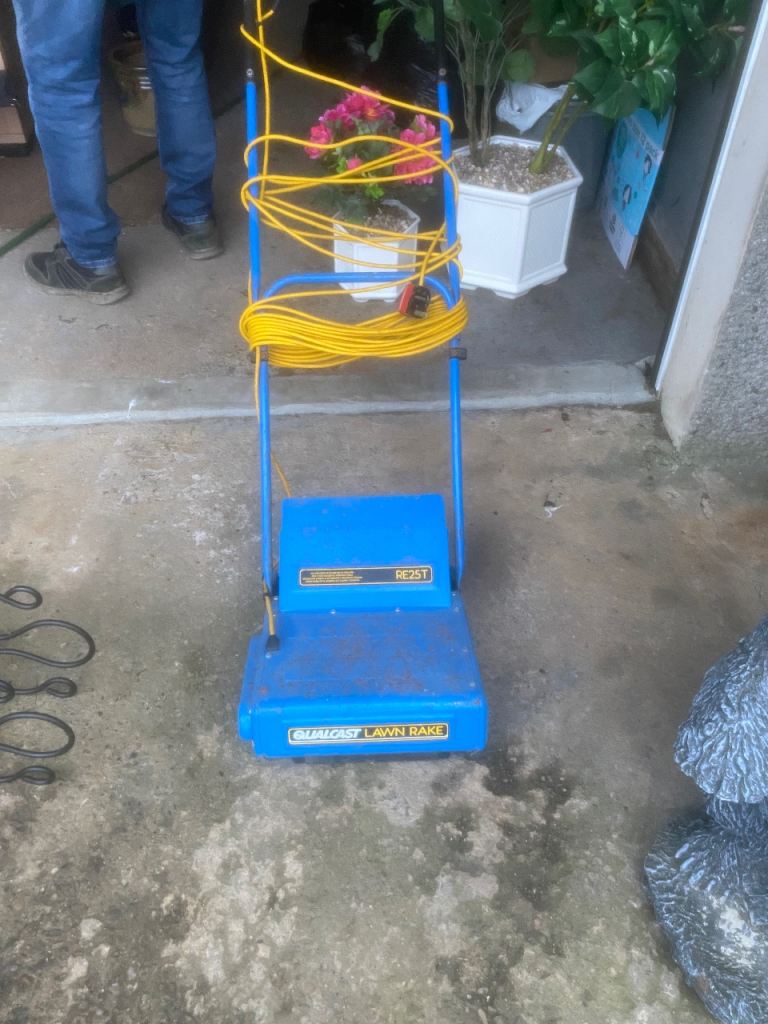 Lawn rake 