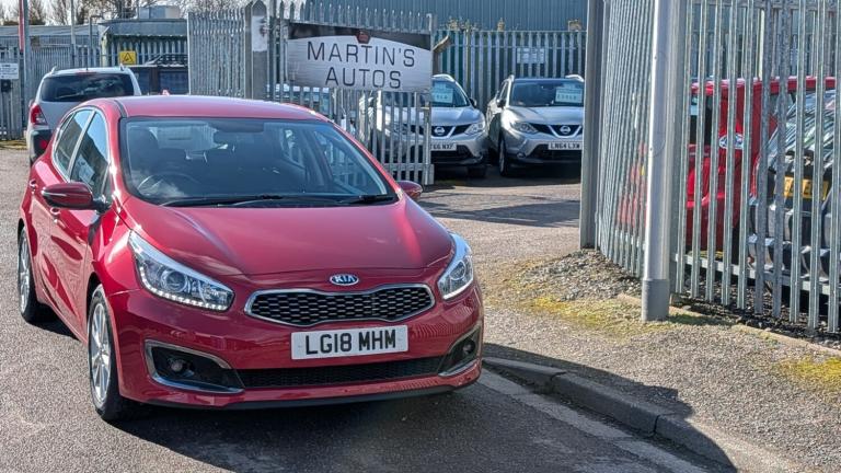 2018 Kia Ceed 1.6 CRDi ISG 2 5dr, MOT 17/03/27 HATCHBACK Diesel Manual