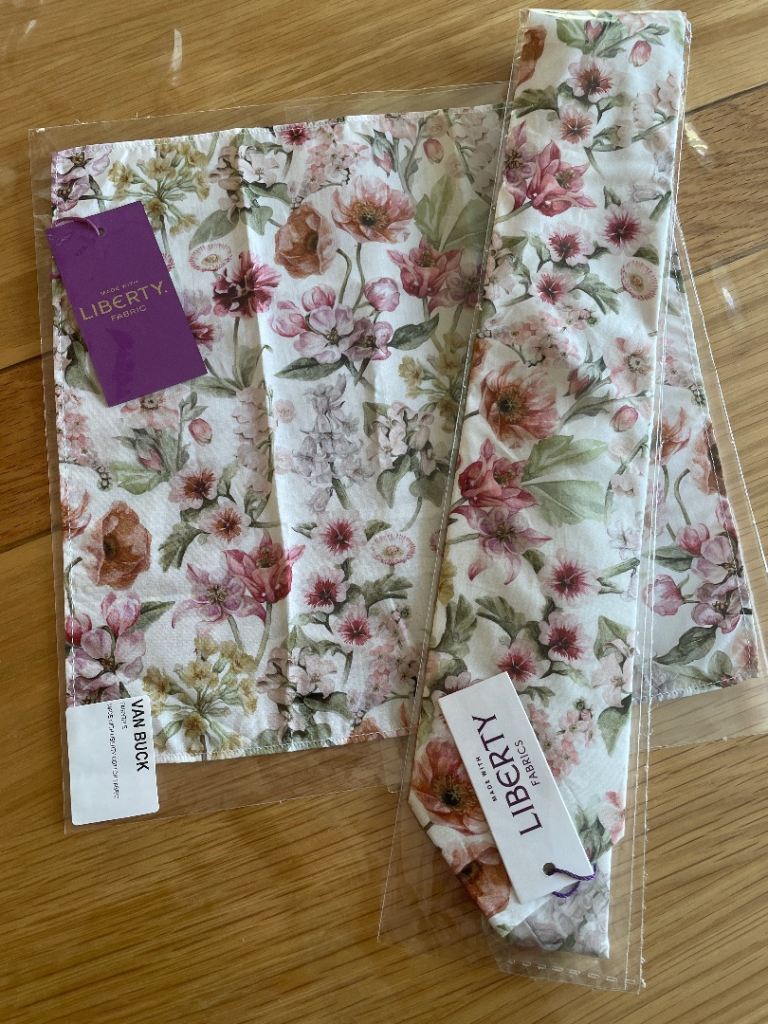 Van Buck (Liberty Print) Tie & Hankerchief - £35