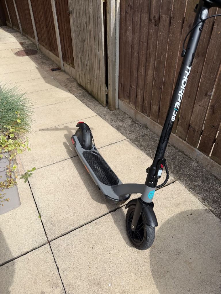 Thorpe 30 electric scooter 