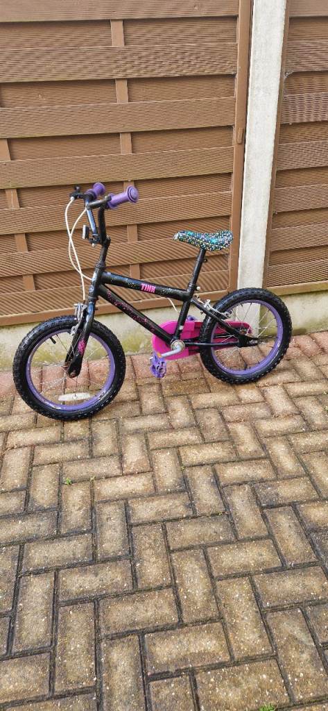Disney Tink Bike 16-inch Wheels 10 Inch Frame Very Good Condition Kids Bike. For Age 6-9 years old.
