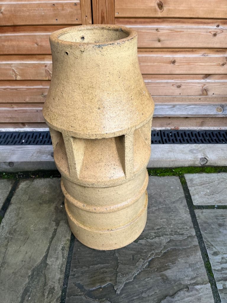 A large and attractive sand coloured round chimney pot for the garden.