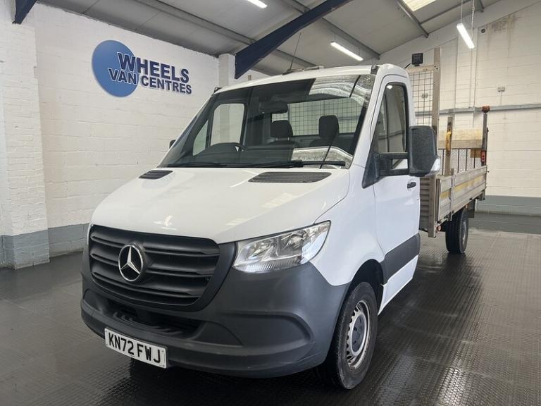 2022 Mercedes-Benz Sprinter 3.5t Progressive Chassis Cab CHASSIS CAB DIESEL Manual