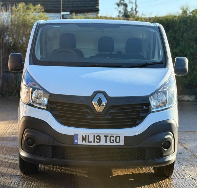 2019 Renault Trafic 1.6 dCi 27 Business SWB Standard Roof Euro 6 5dr Diesel