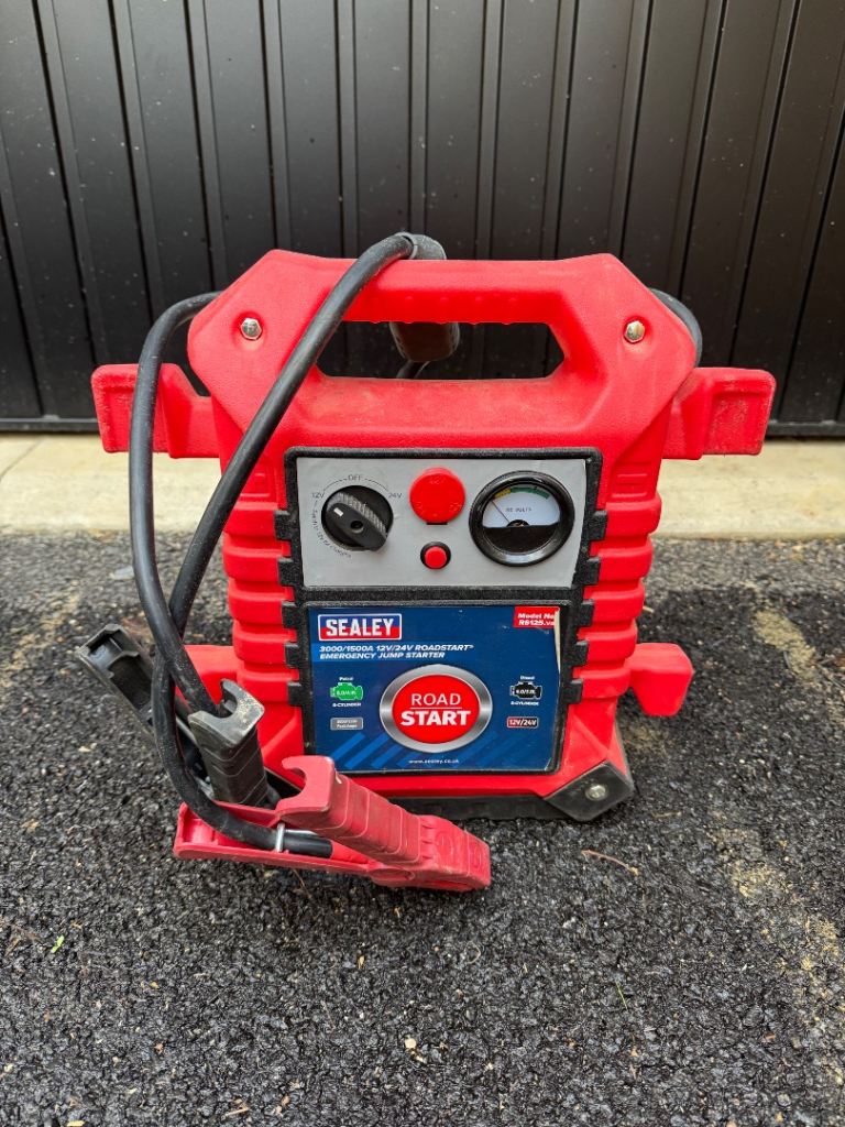 Sealey RS125 RoadStart® Emergency Jump Starter 12/24V 3000/1500 Peak Amps