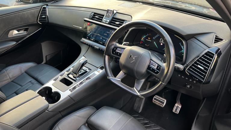 2022 DS Automobiles DS 7 Crossback 1.6 E-TENSE 13.2kWh Opera Crossback 5dr Petrol Plug-in Hybrid ...