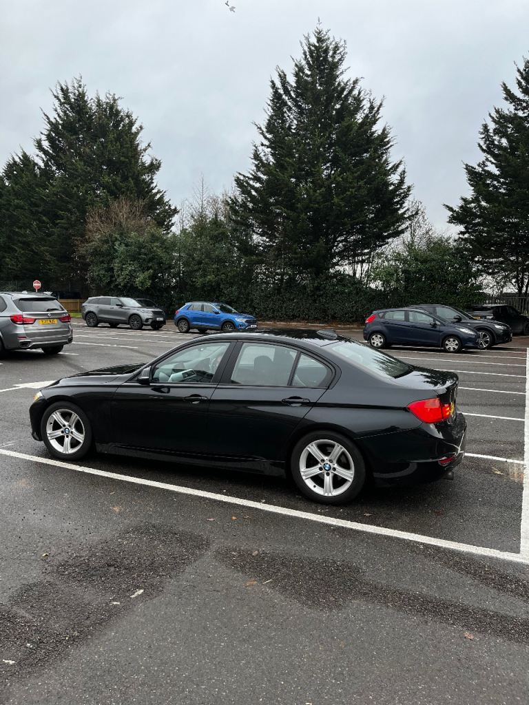 BMW 316i - Low miles - Upgrades - Carplay
