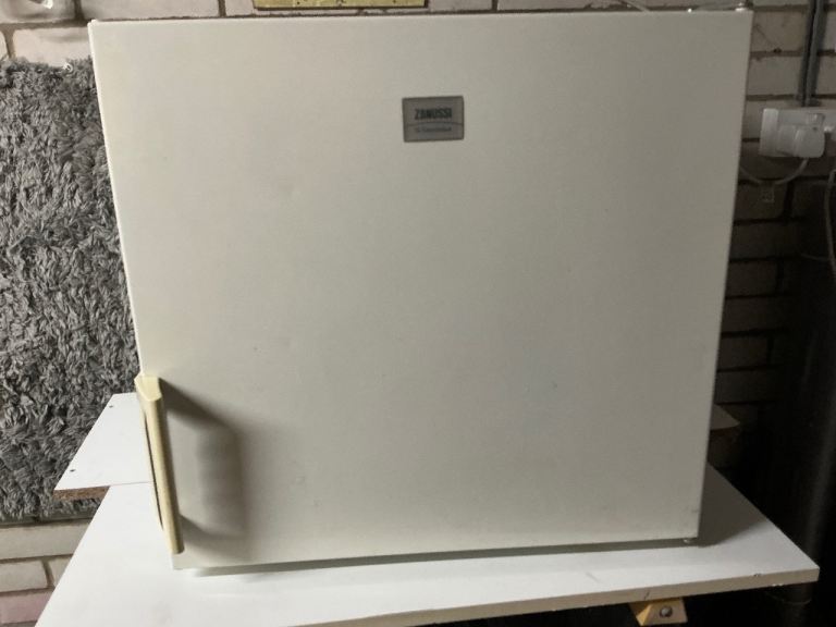 Table Top Freezer